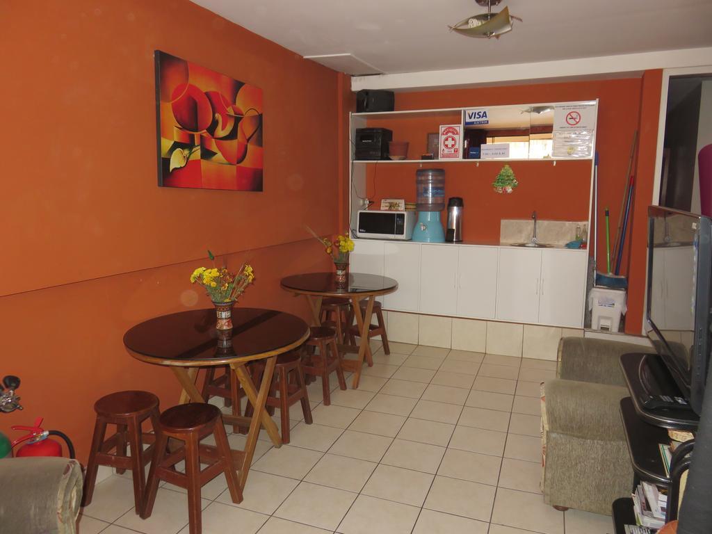 Bed and breakfast Keros 2*