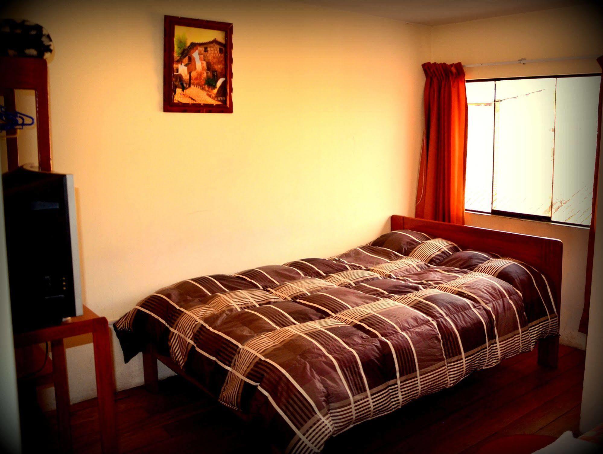Bed and breakfast Keros 2*